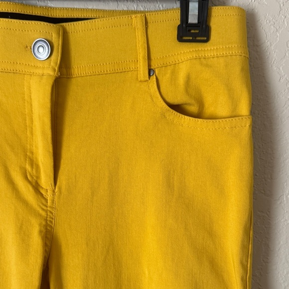 89th & Madison Yellow Cropped Women's Jeans - Picture 6 of 11